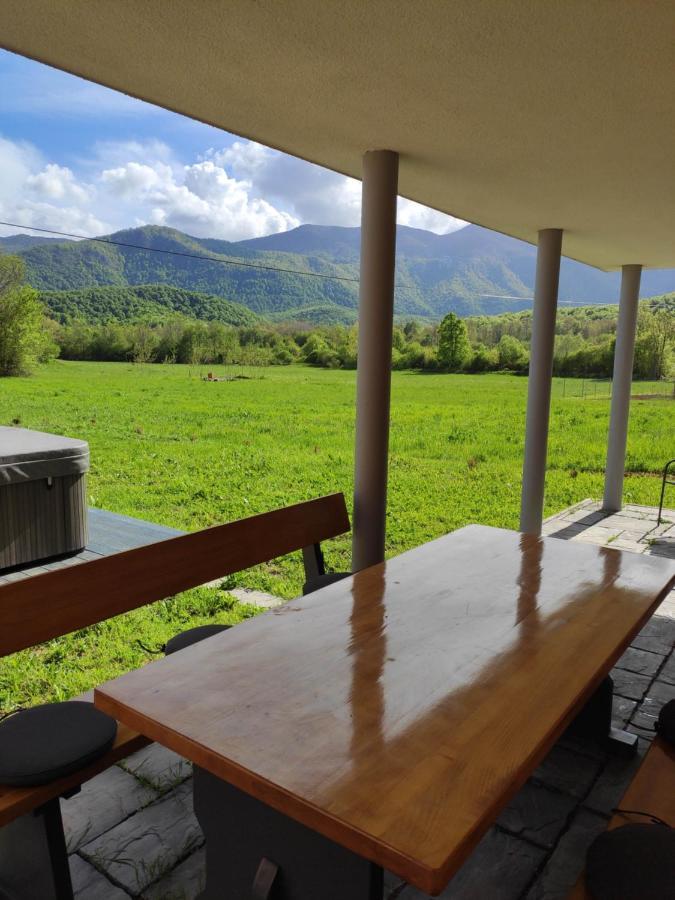 Lovinac  Velebit Lodge מראה חיצוני תמונה