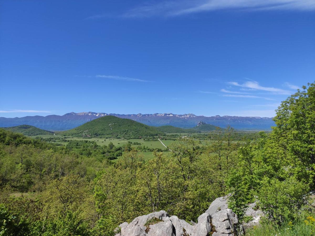 Lovinac  Velebit Lodge מראה חיצוני תמונה